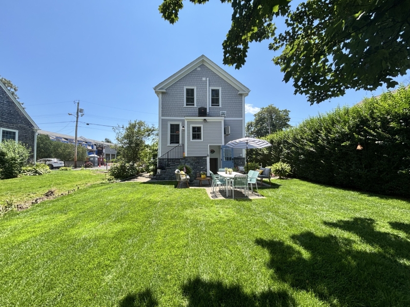3 BR / Newport