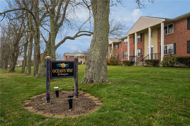 2 BR / Newport
